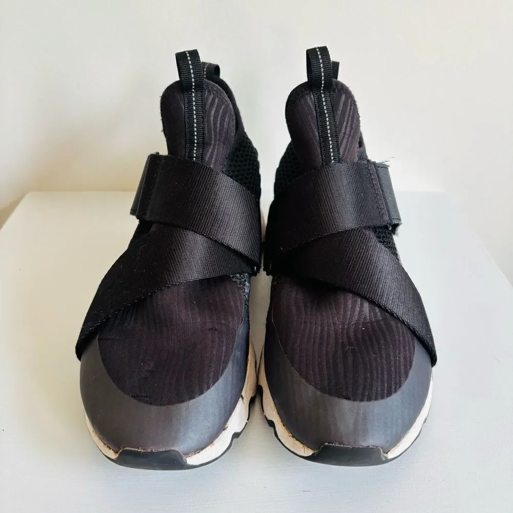 Sorel Kinetic Mesh Slip-On Sneakers – Black, Women’s Size 8